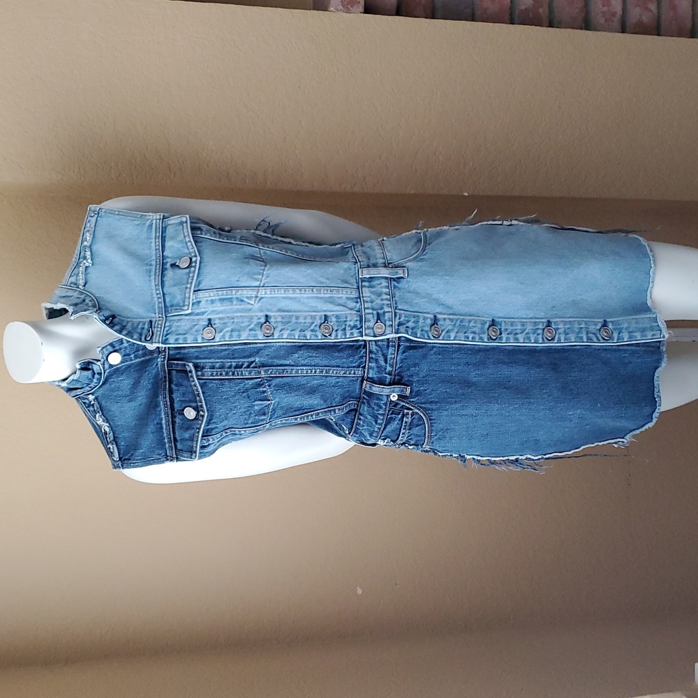 HUDSON DIY Pieced Two-Toned Distressed Button Down Sleeveless Denim Dress SIZE:M - Picture 6 of 16